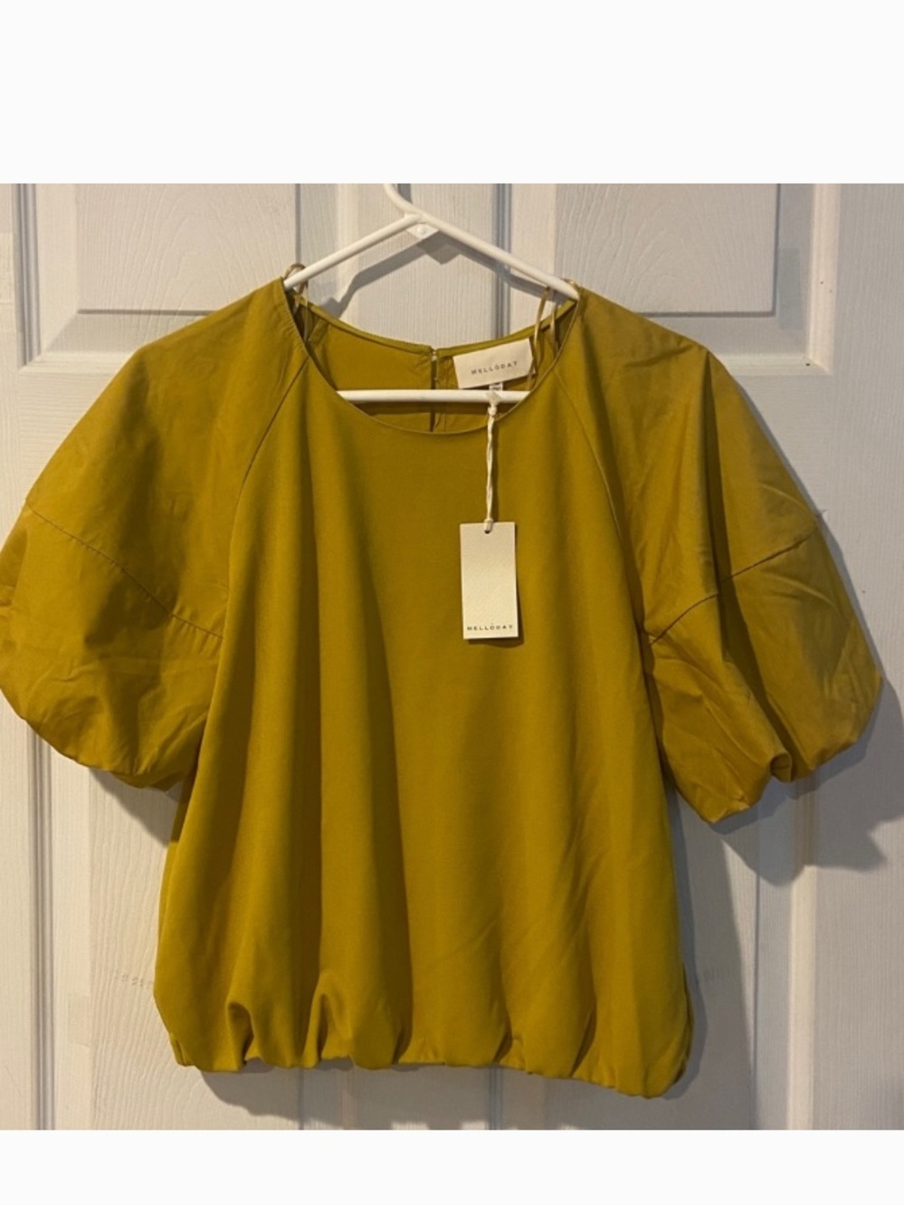 MELLODAY Mustard Puff-Sleeve Blouse